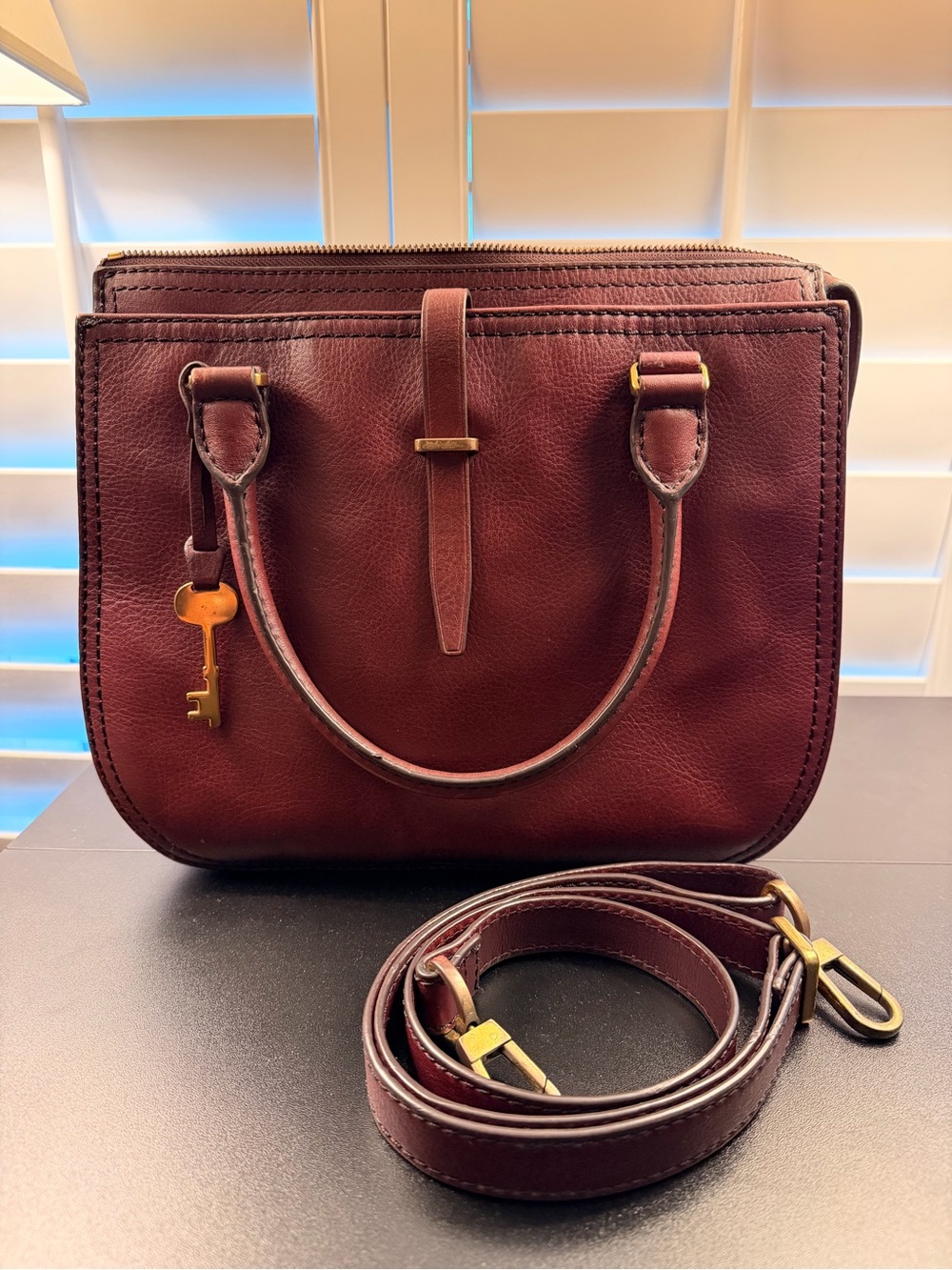 Fossil Burgundy Leather Crossbody Bag with Key Charm - Picture 1 of 7